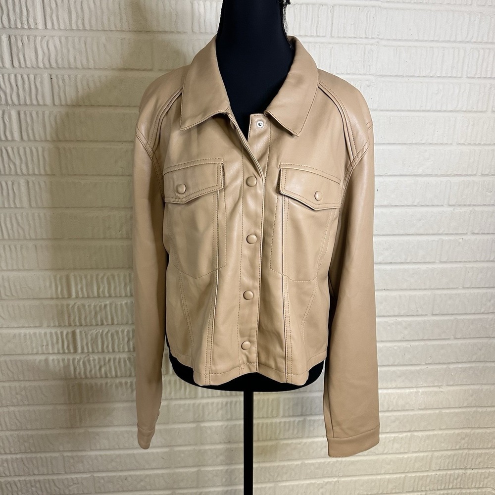 NWT‎ BLANKNYC Faux Leather Cropped Trucker Jacket Beige XL Cropped Old Money